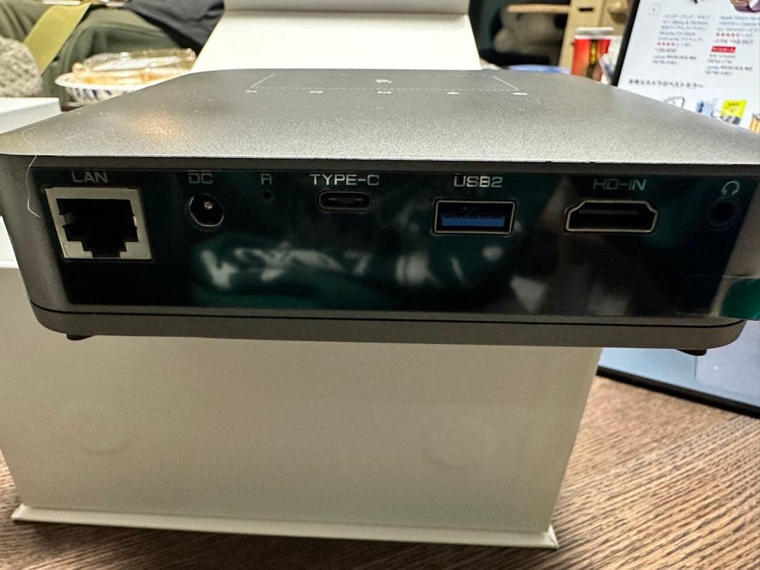 4K Ultra HD 3Dプロジェクター本体