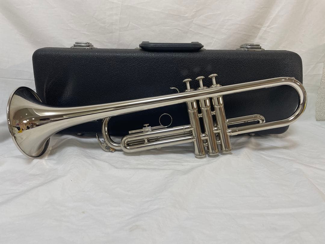 【美品】YAMAHA ヤマハ トランペット YTR1310 シルバー