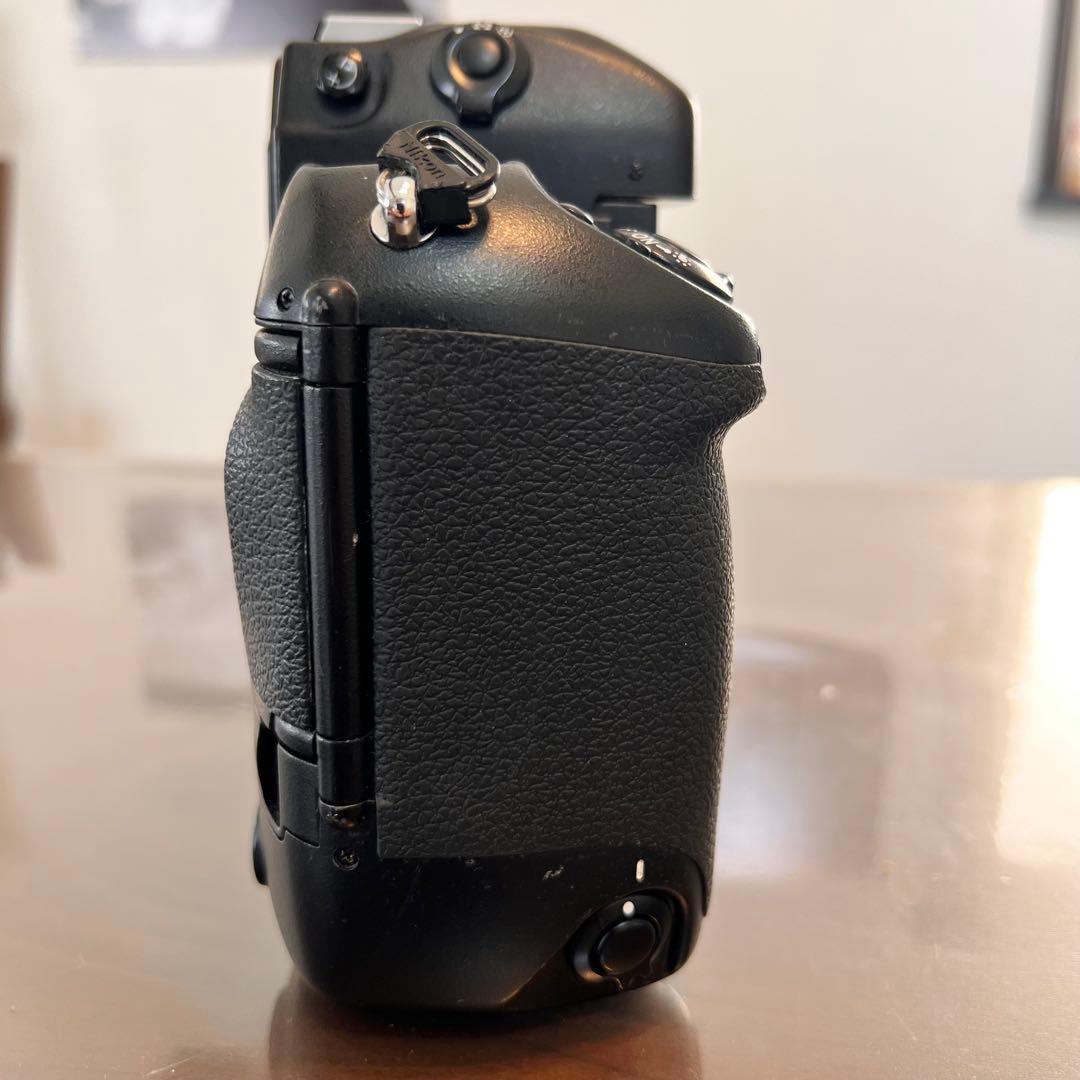 Nikon F5 フィルム一眼レフカメラ