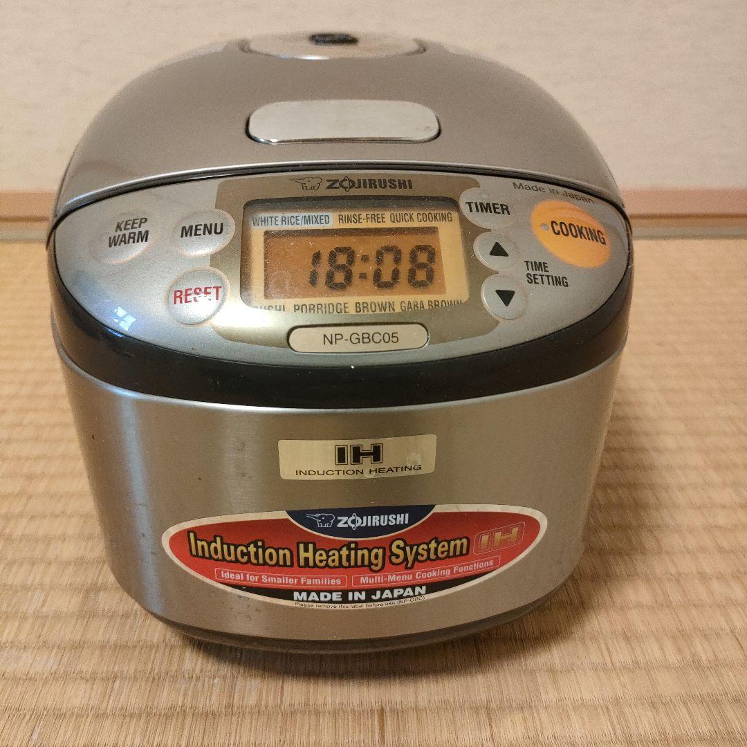 【海外向け】アメリカ　象印 NP-GBC05 炊飯器 3合 IH式