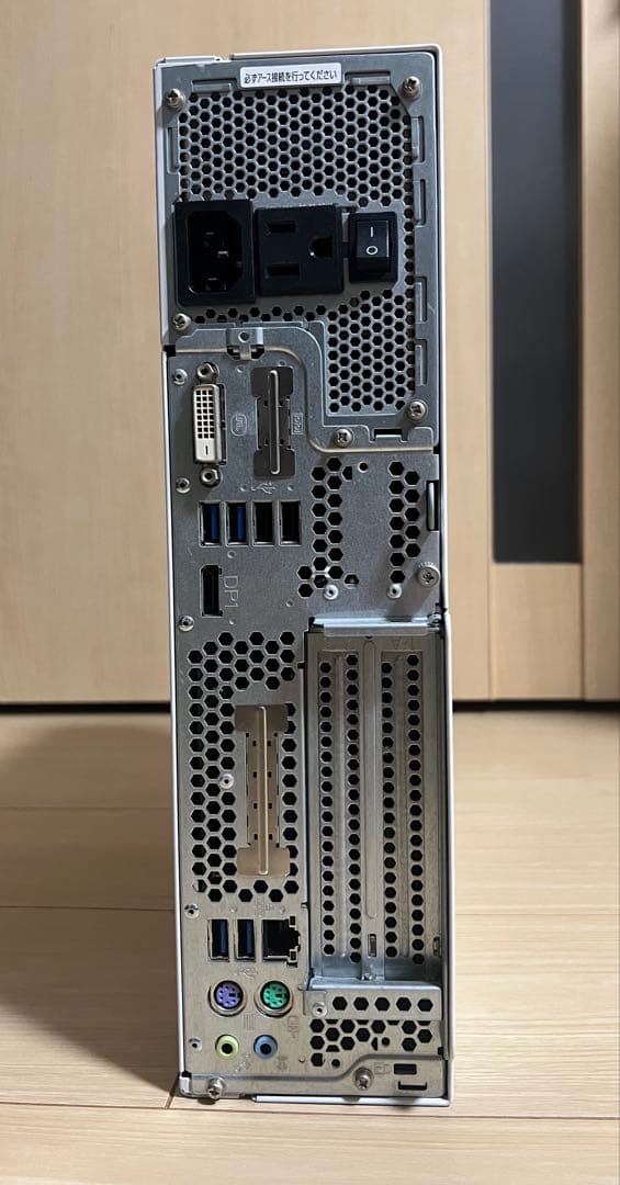Windowsデスクトップ ESPRIMO D587/SX Win10/i7 7700