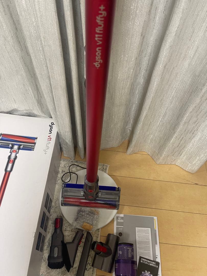 【美品】Dyson コードレスクリーナー V11 sv14 スタンド付け