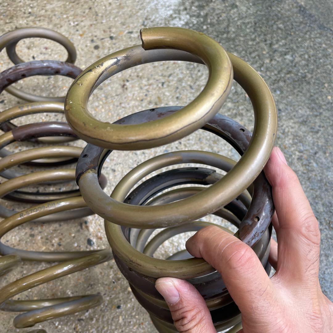 b*o様 プリウス30用TEIN サスペンション スプリングハイテック