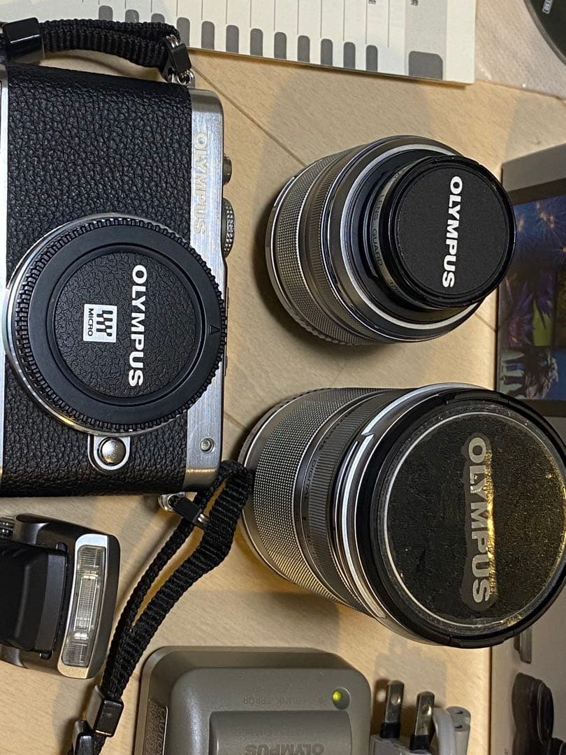 OLYMPUS E-PL3 ミラーレス一眼 本体とレンズ2本