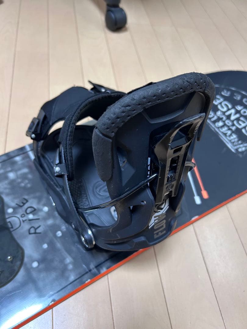 [シーズン到来！]スノーボード FLOWバインディングなど丸ごとセット