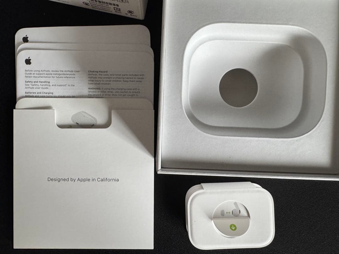 AirPods Pro 2 (USB-C) 本体 ケース付き