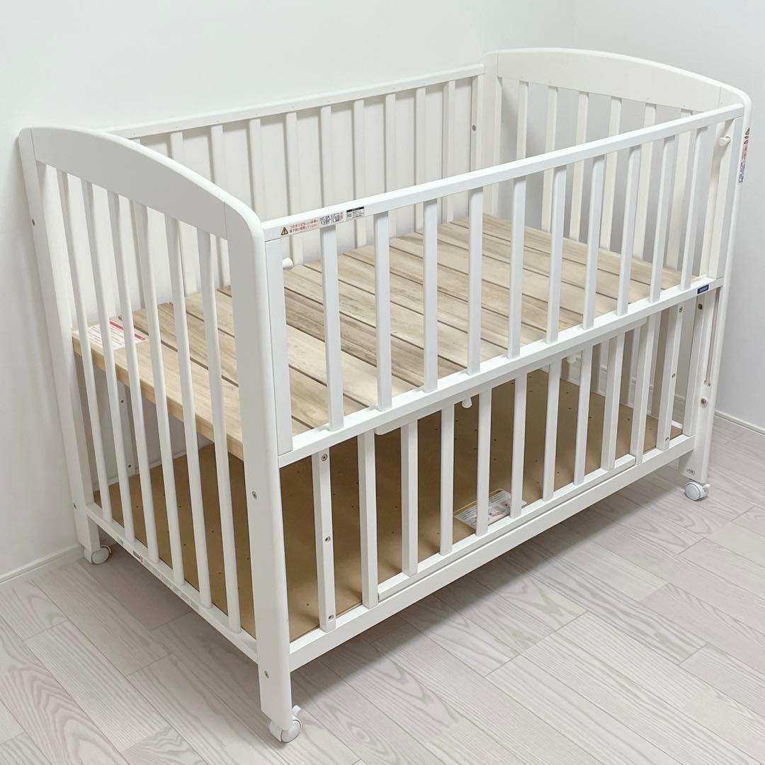 【カトージ】ベビーベッド/ホワイト/木製/ハイタイプ/説明書付き