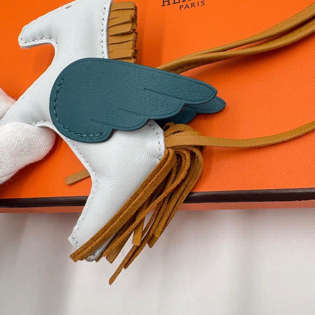 ❣️エルメス❣️HERMESロデオペガサスPMアニョーミロブリープリュム【美品】