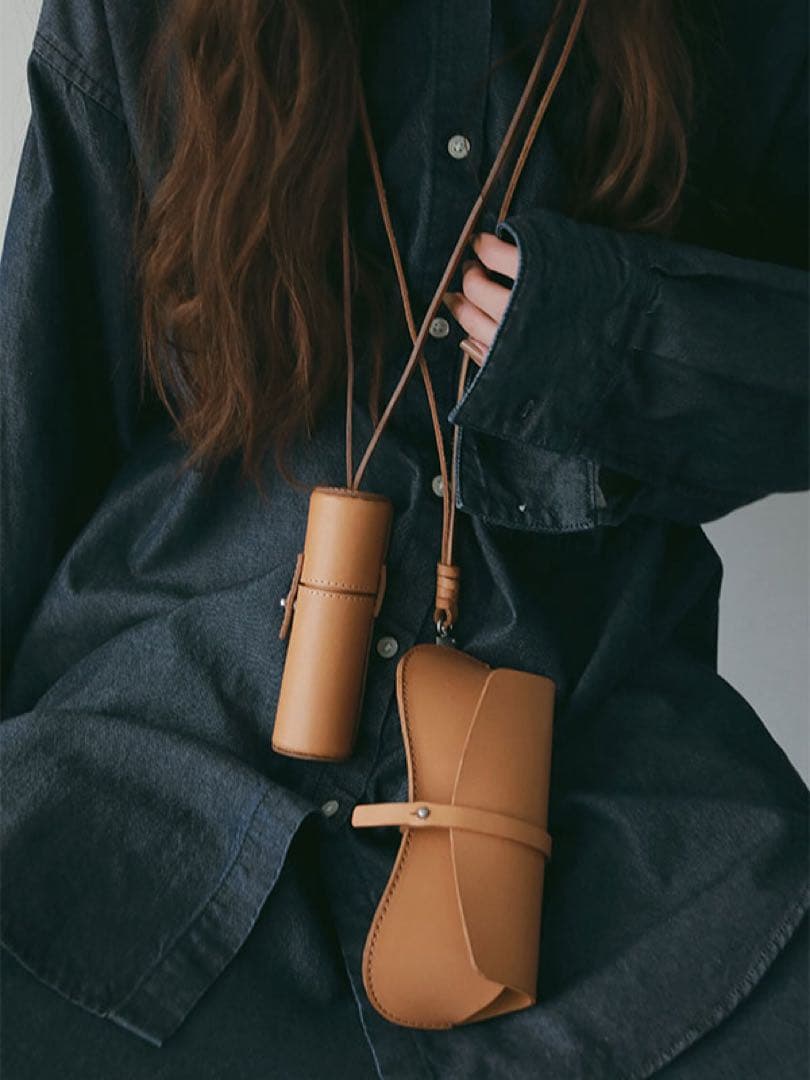 未使用 ETRE TOKYO タンドレザーサングラスケース ベージュ