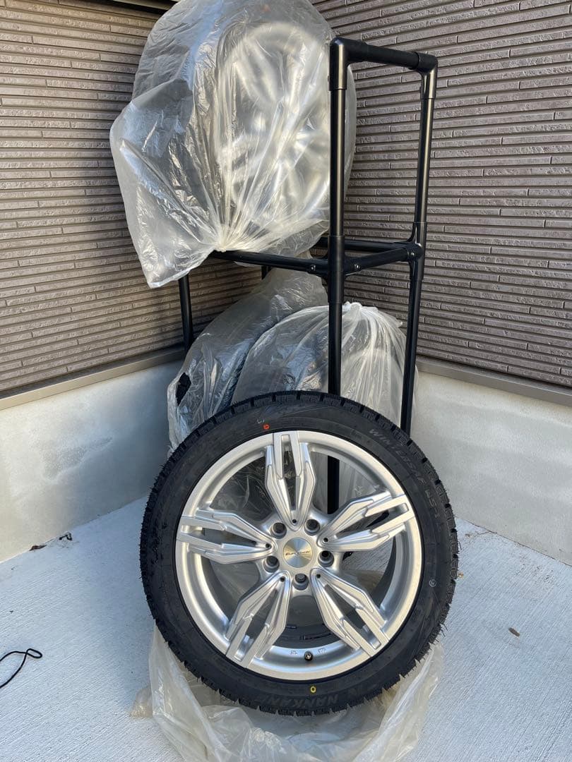 『MAY』　ユーロバーン17インチ　新品スタッドレスセット