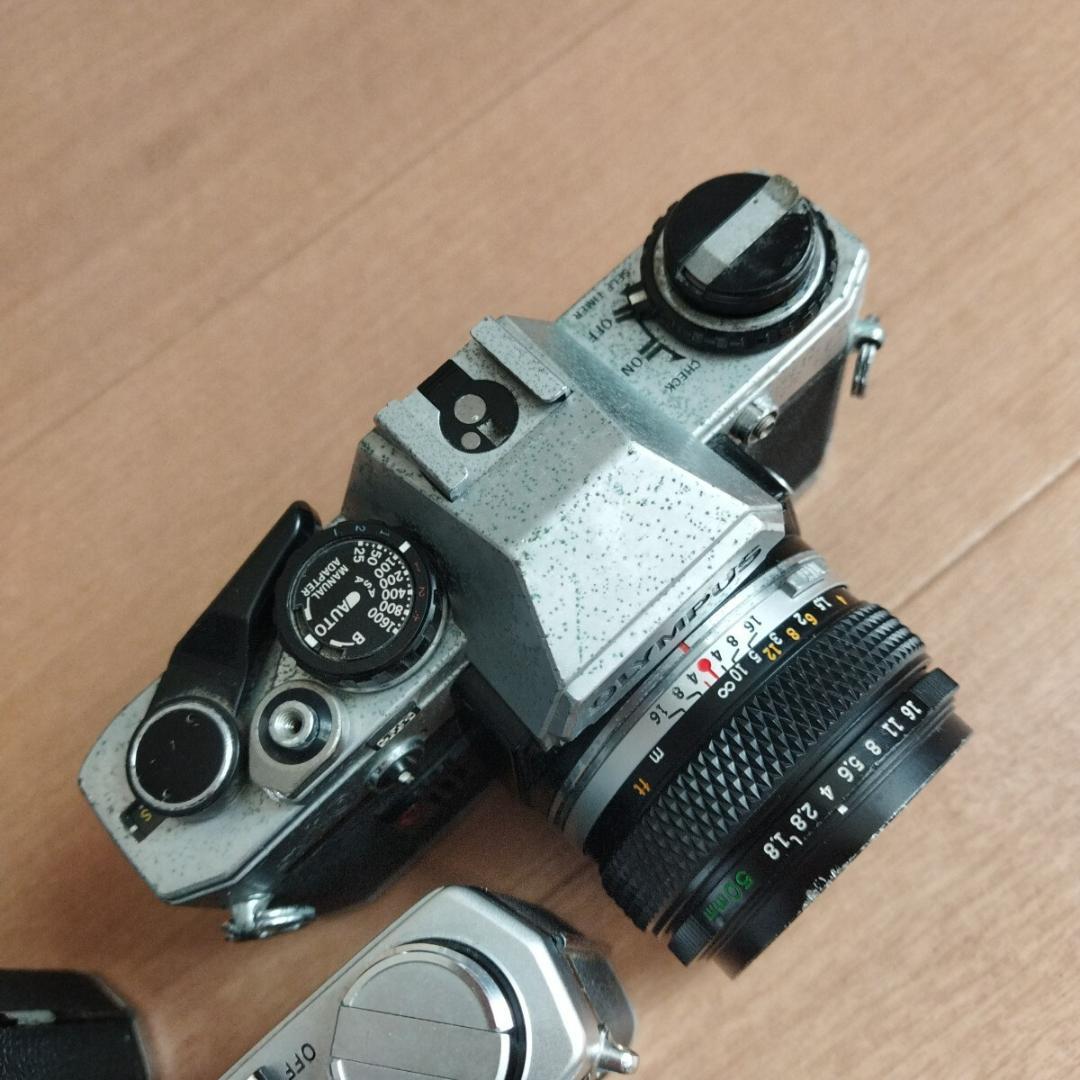 OLYMPUS OM-1 2台 + OM-10 +おまけ