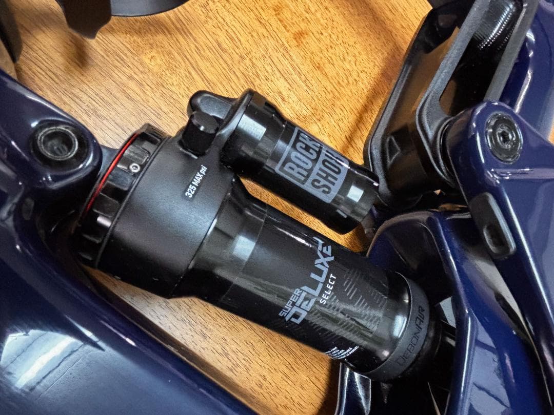 2023年 Santa Cruz メガタワー C フレーム 送料込み