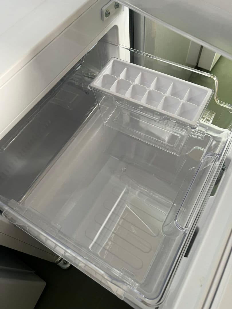 シャープ　SHARP　冷蔵庫　sj-d15g-w 152L