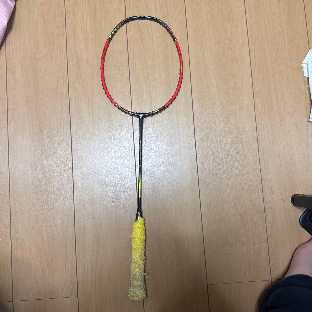 YONEX VOLTRIC LD FORCE 4U5G 数量限定　リンダンモデル