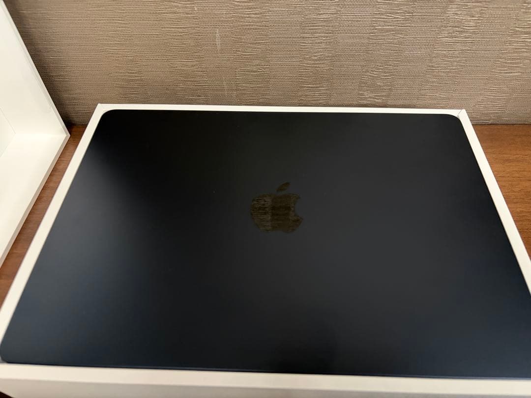 最終お値下げ　ほぼ未使用品Apple MacBook Air ミッドナイトM4