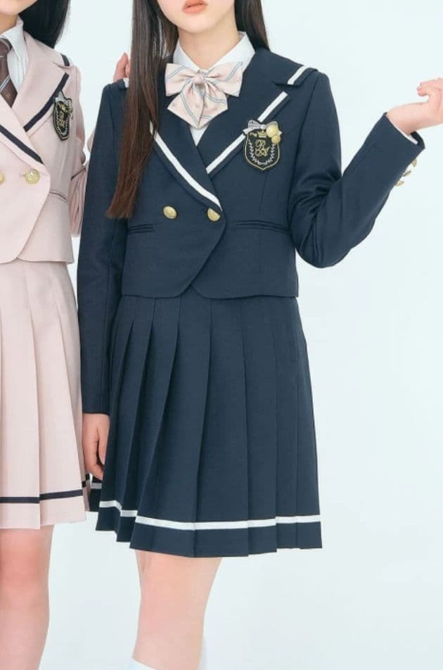 新品レピピアルマリオ セーラージャケットプリーツスカートスーツ卒服2025卒業式