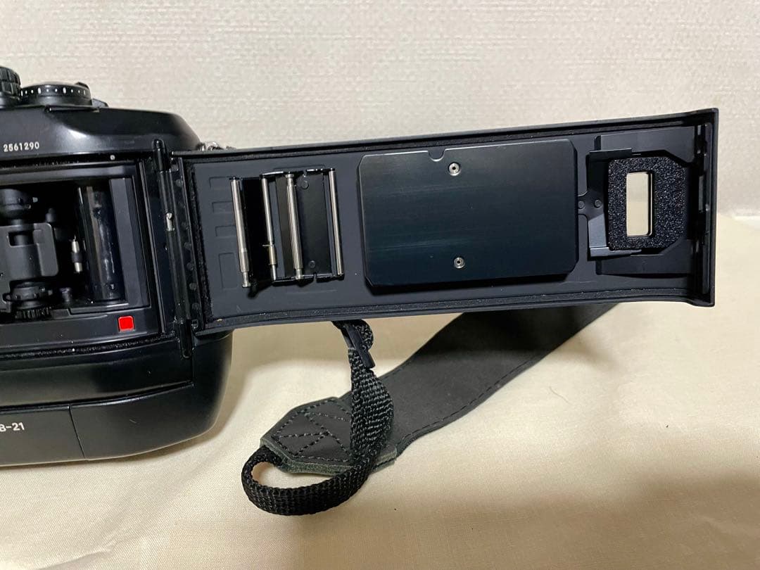 Nikon F4 MB-21ボディレンズセット　フィルムカメラ　ジャンク品