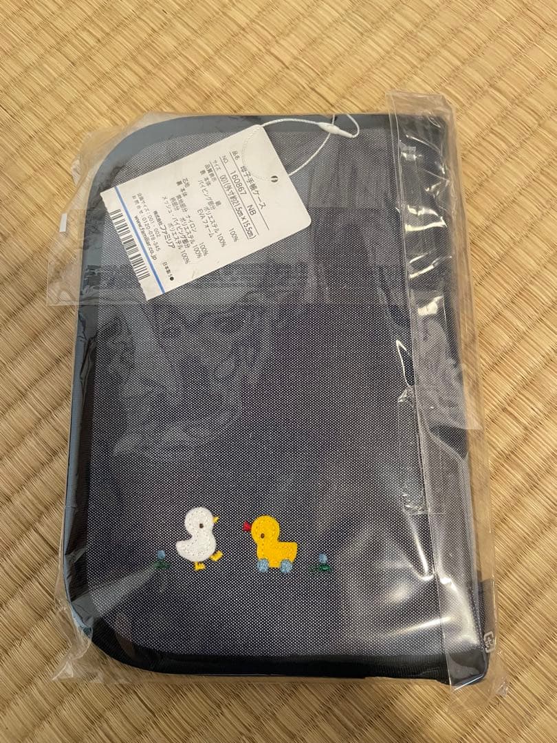 【新品未使用、未開封】familiar 母子手帳ケース