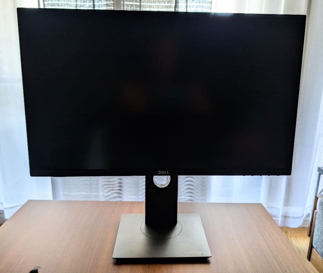 DELL P2421D 23.8インチ QHDモニター 回転機能&前後高さ調整