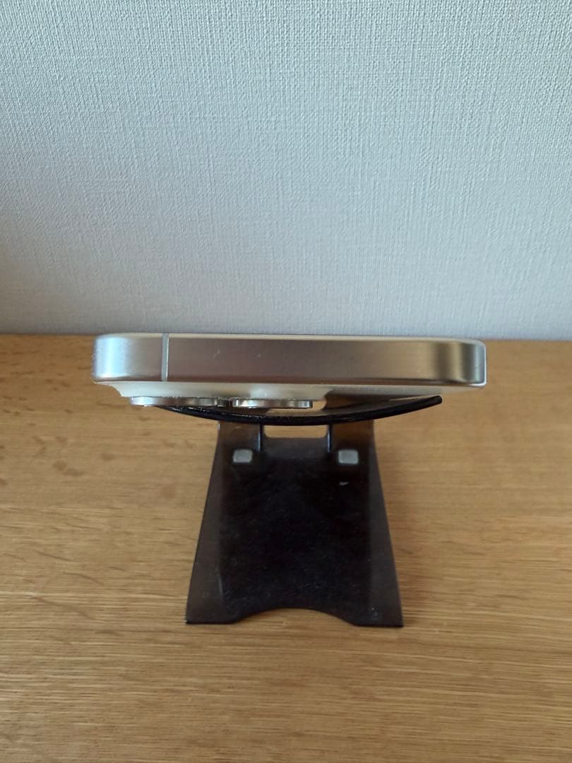 Apple iPhone15Pro white USA 無音 256GB