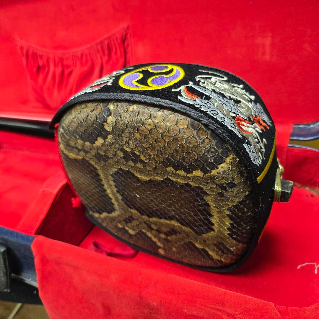 ビンテージ　三味線本体 蛇味線 ケース付き