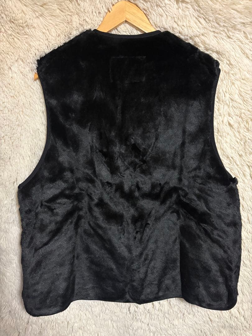 新品 タグ付きBarbour 黒 ファーライナー インナーベスト 42 ワイド