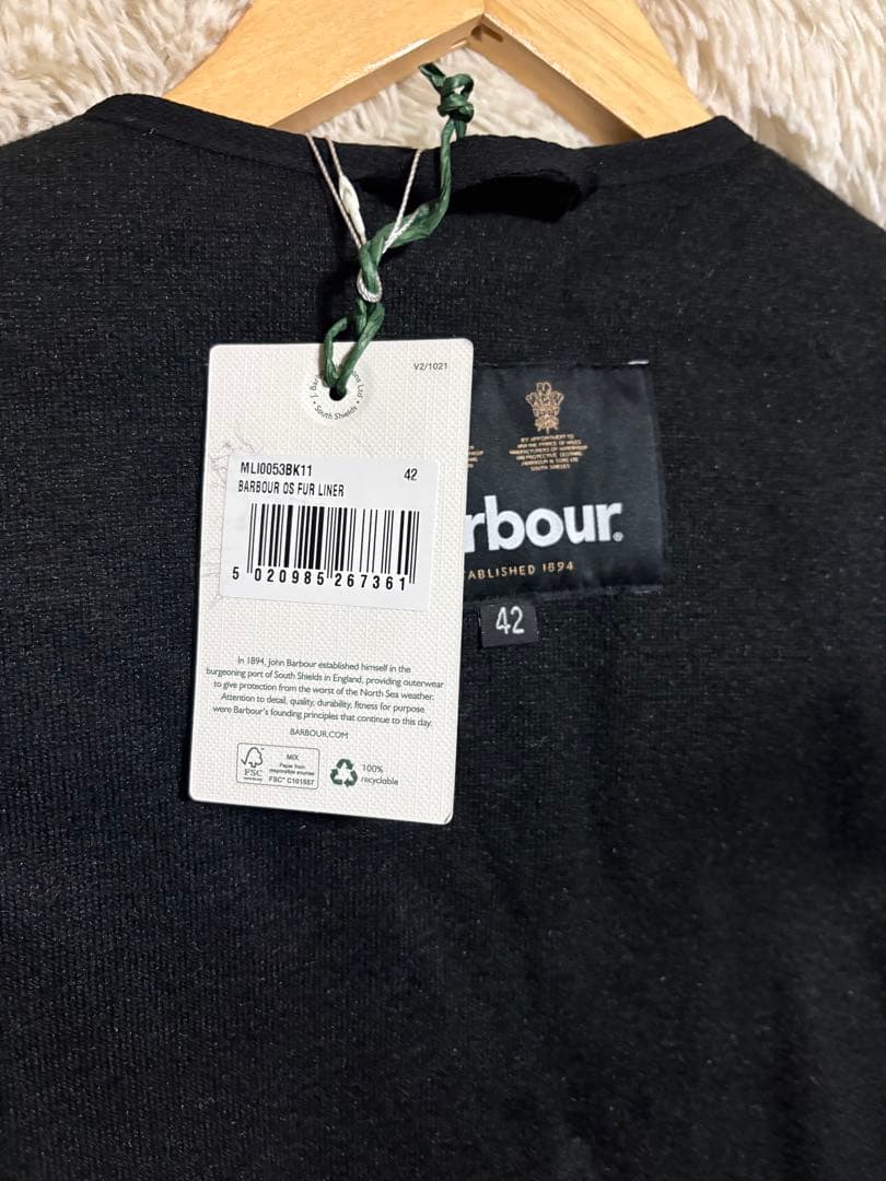 新品 タグ付きBarbour 黒 ファーライナー インナーベスト 42 ワイド