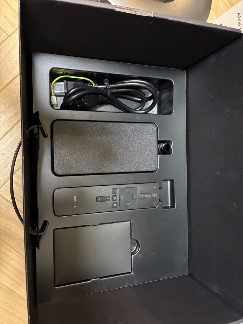 Anker Nebula Cosmos 動作品2