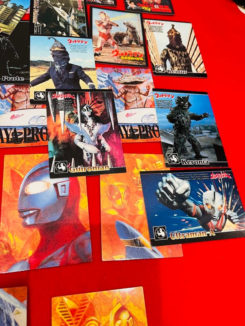 初版1997年 カードダスマスターズ ウルトラマン、円谷プロカード　約90枚