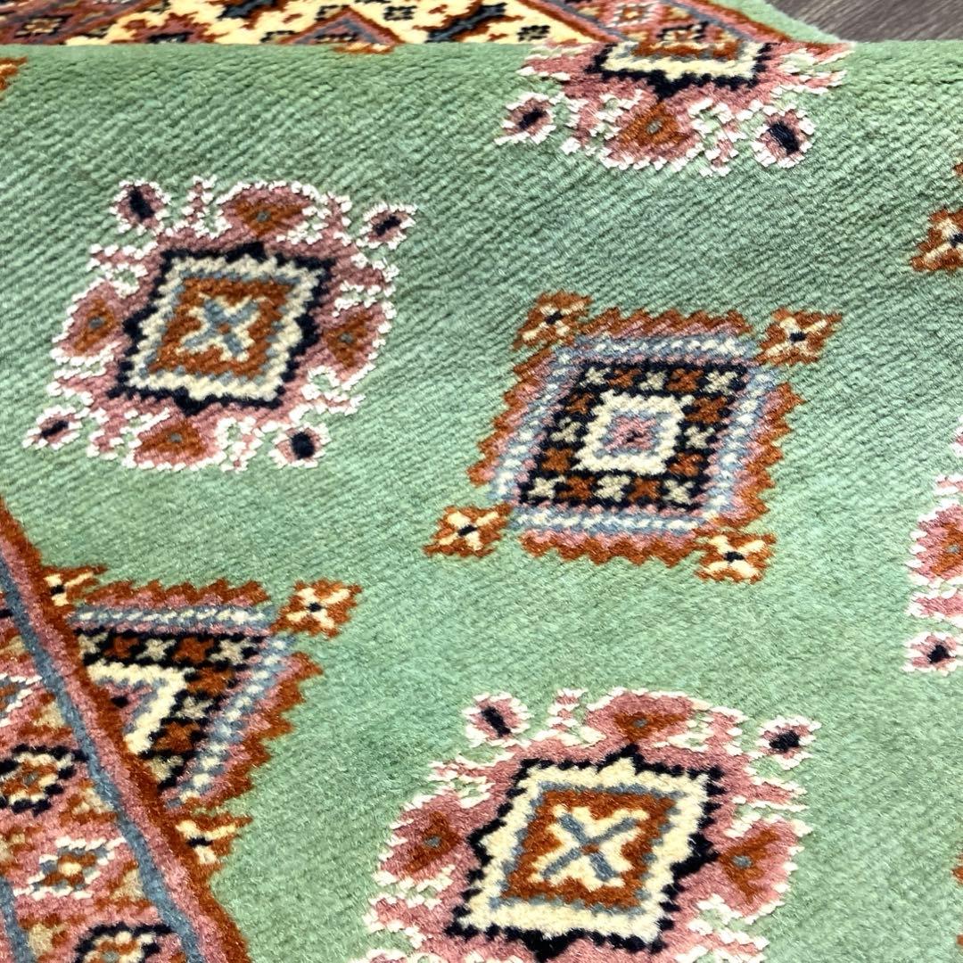 99x65cmパキスタン手織り絨毯ライトグリーンの色合い玄関マット