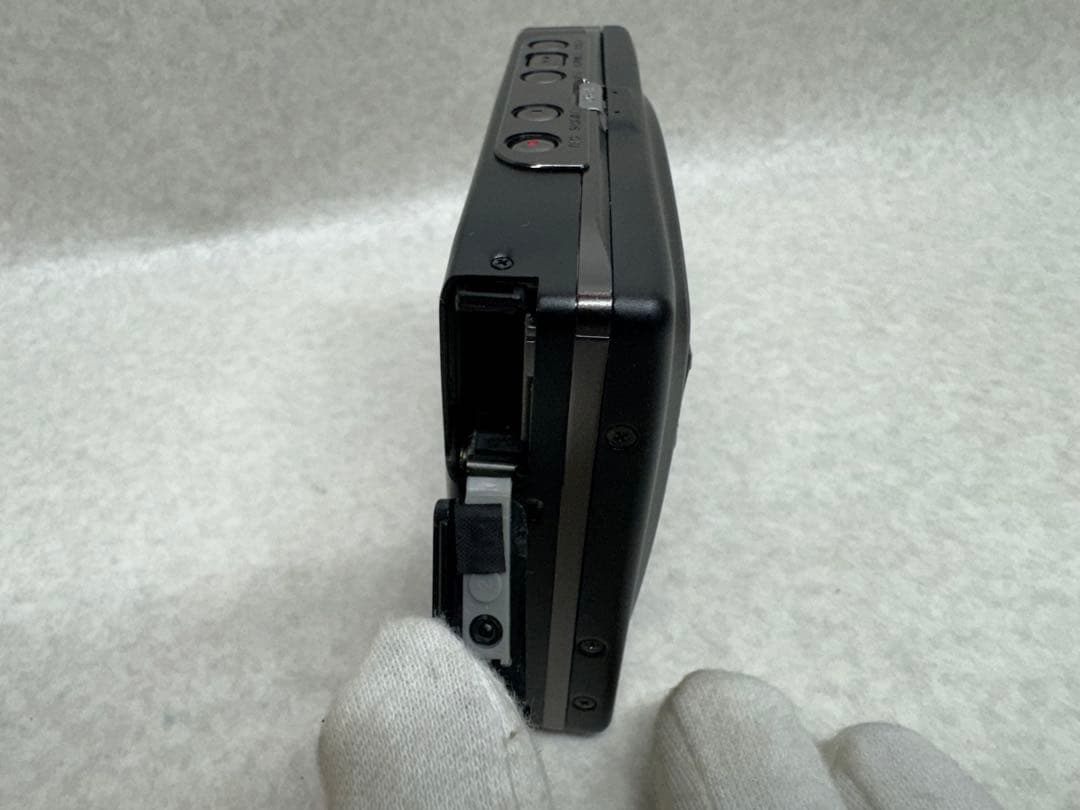 aiwaカセットレコーダー　HS-JX929