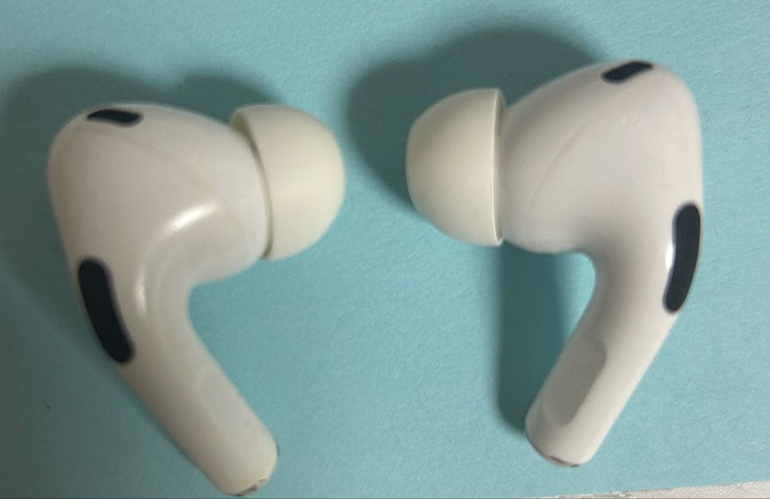 AirPods PRO（第2世代）（ライトニング充電タイプ）