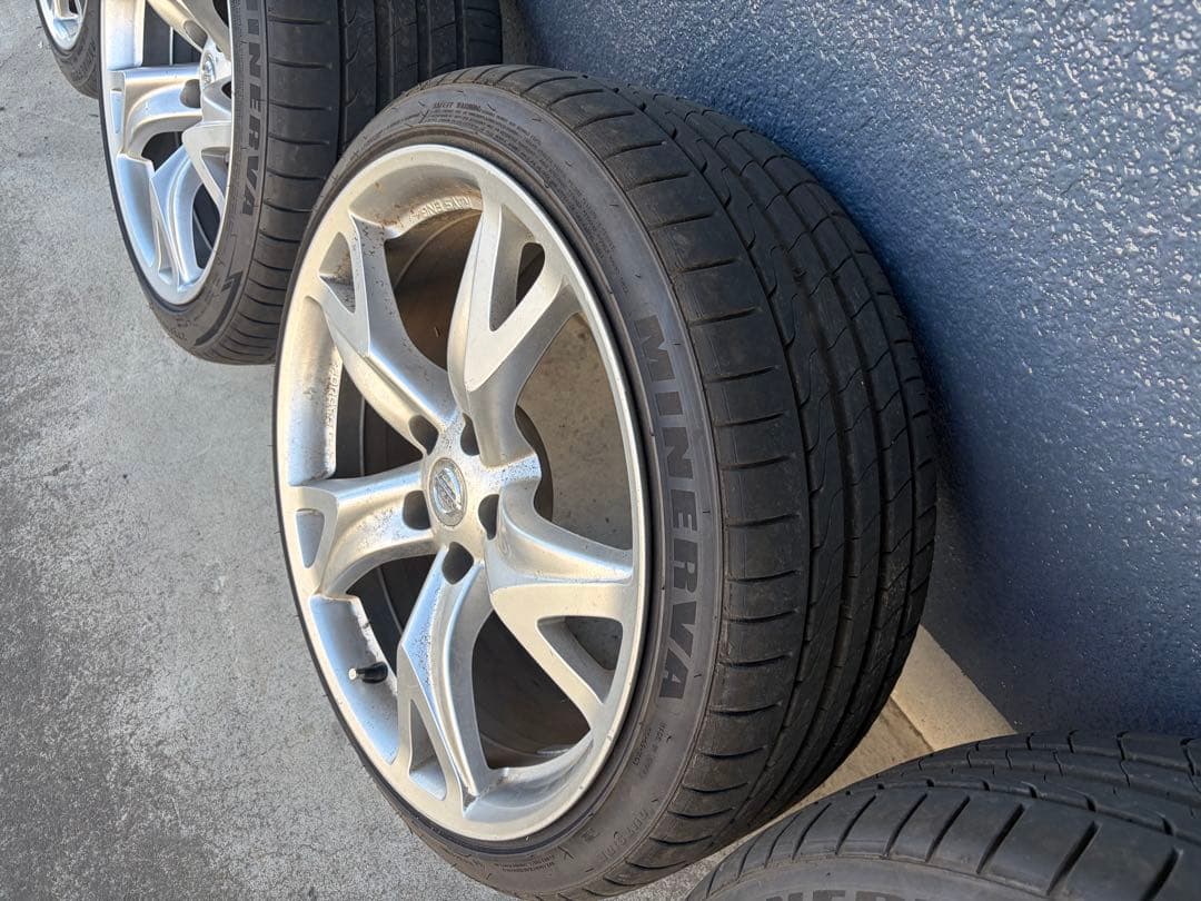 Z34 純正ホイール 19in 114.3x5h【2/5まで限定値下げ】