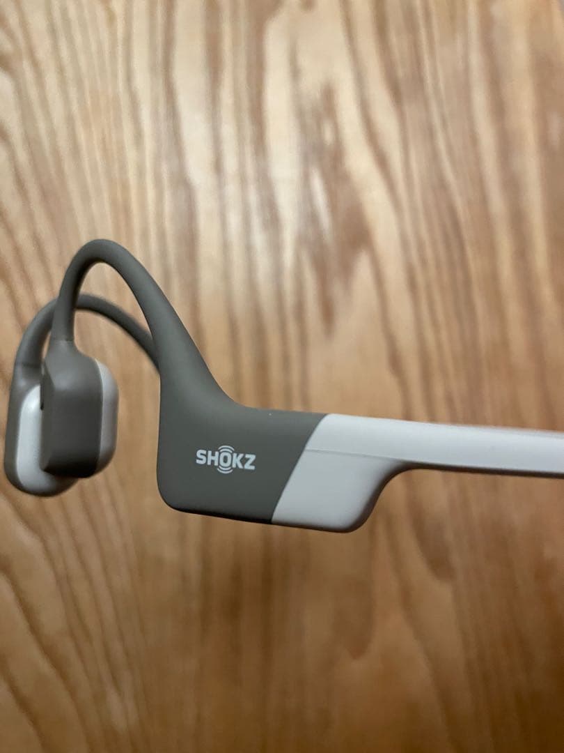 SHOKZ OPENRUN 骨伝導イヤホン グレー