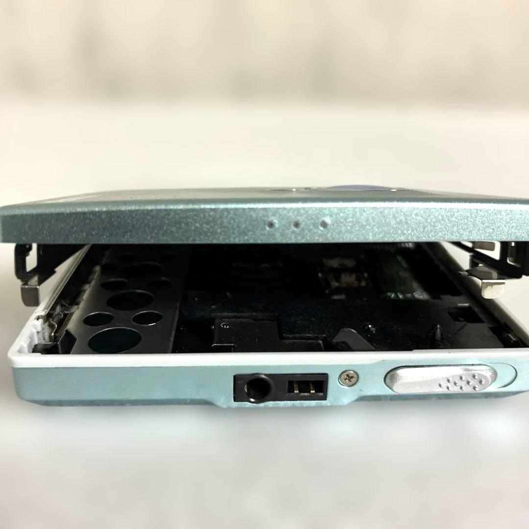 ポータブルプレーヤー KENWOOD DMC-T33