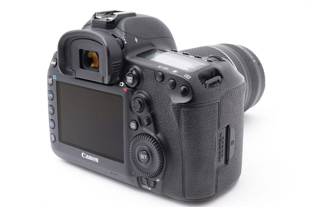 デジタル一眼レフカメラ/Canon EOS 5D Mark IV望遠レンズセット