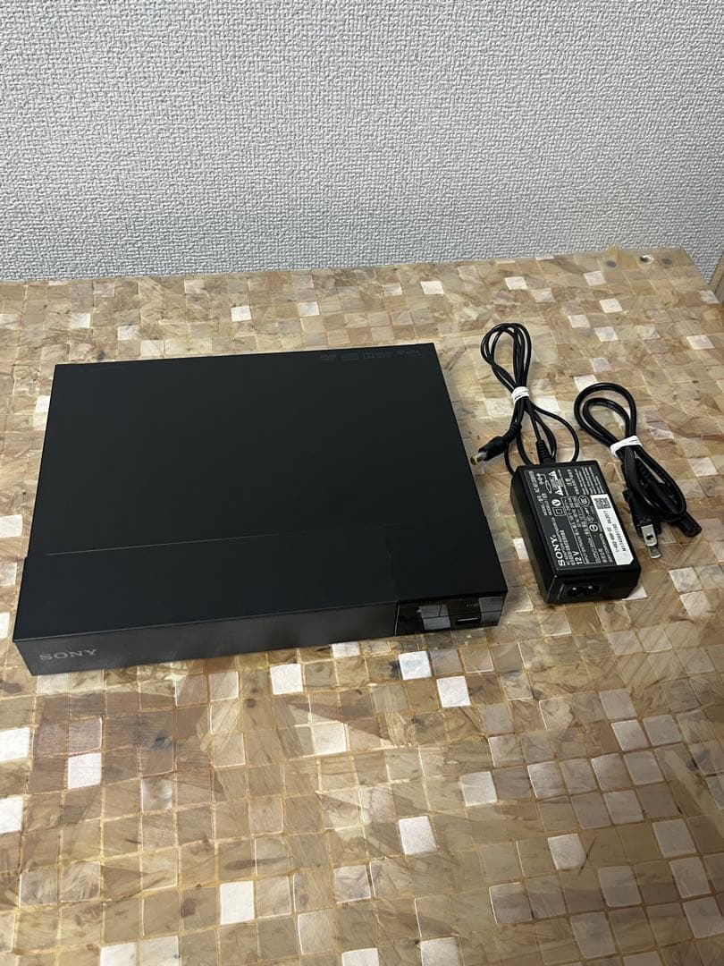 に*ん様 32型テレビとブルーレイ レコーダーのセット