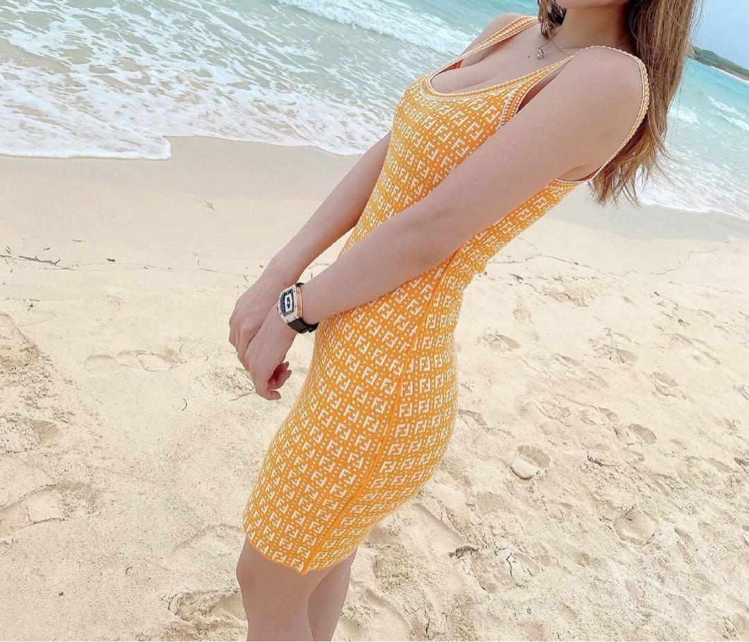 FENDI ロゴワンピース ドレス ノースリーブ 総柄