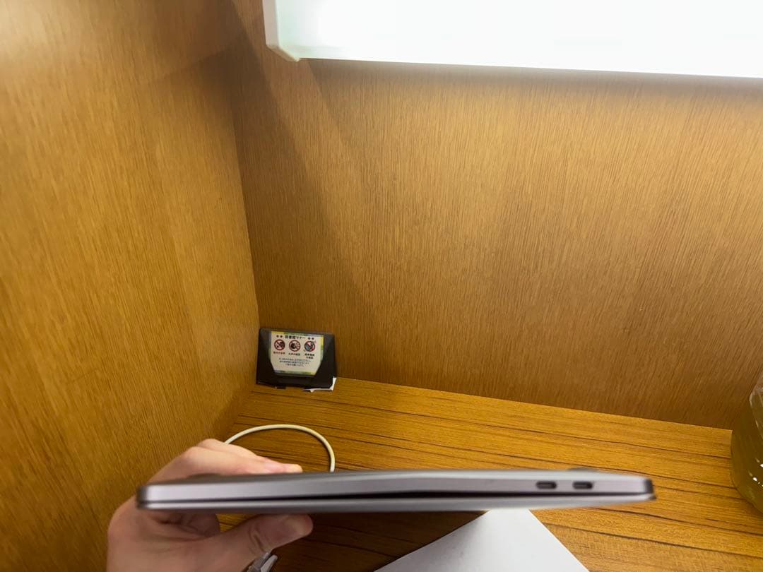 MacBook Pro M1 13 16GB 1TB 排線不良 合蓋外部出力OK