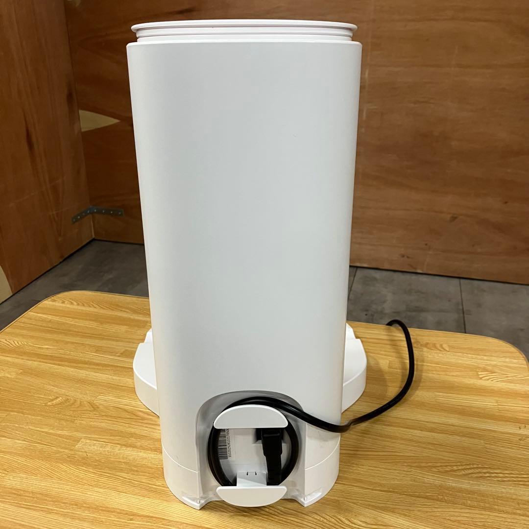 一都三県限定　配送無料　ロボット掃除機　ECOVACS DEEBOT N8+