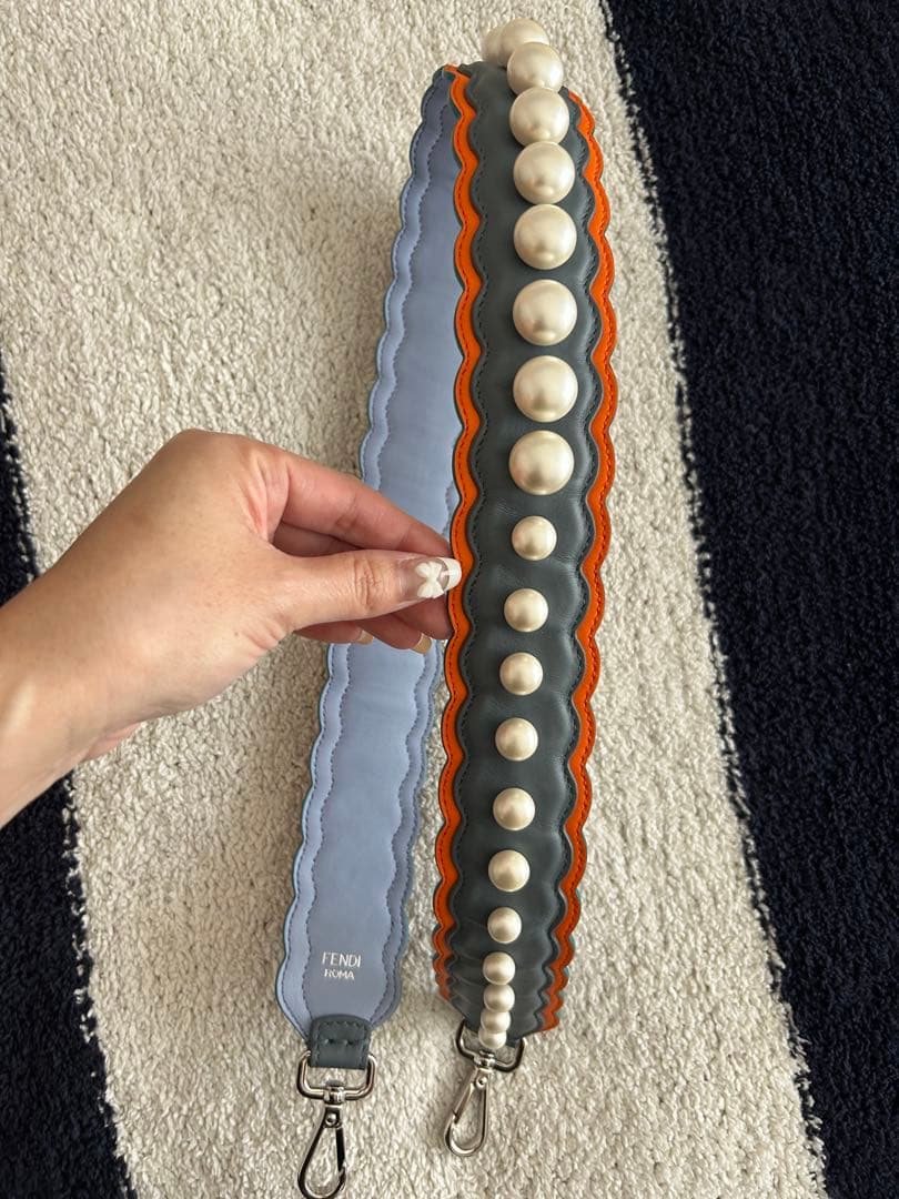 Fendi ストラップユー　パール