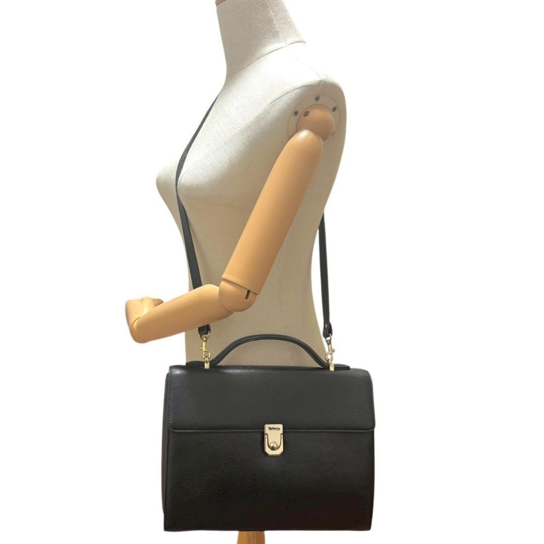 バーバリー　ハンドバッグ　ショルダーバッグ　2WAY　レザー　ノバチェック　黒