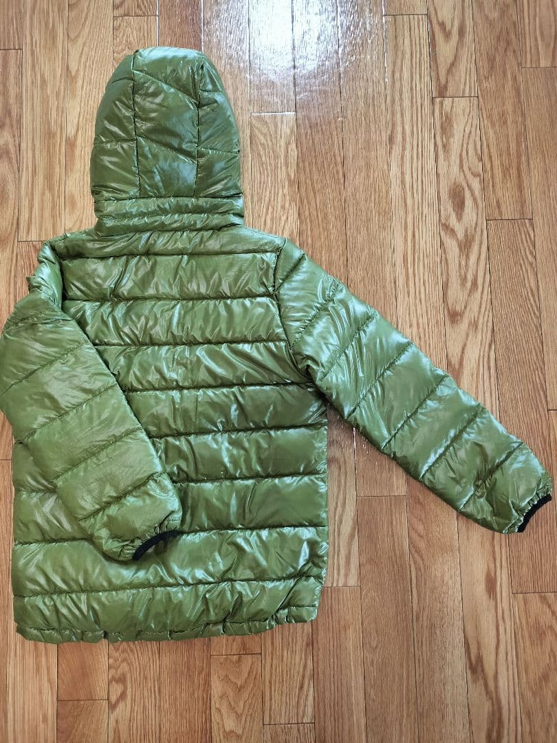 専用です。　　patagonia フード付きダウンジャケット オリーブグリーン