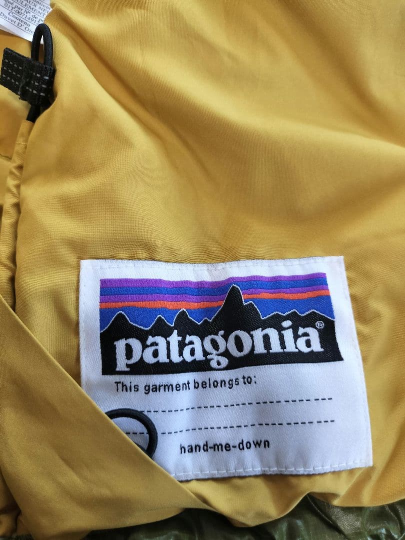 専用です。　　patagonia フード付きダウンジャケット オリーブグリーン