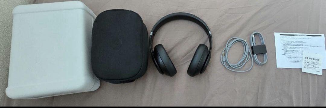 Beats Studio pro ヘッドフォン　ブラック