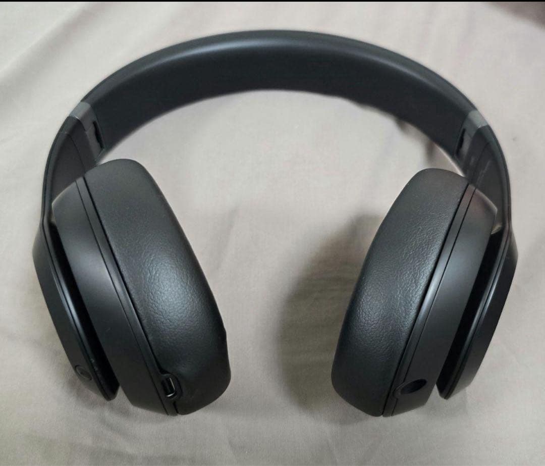 Beats Studio pro ヘッドフォン　ブラック
