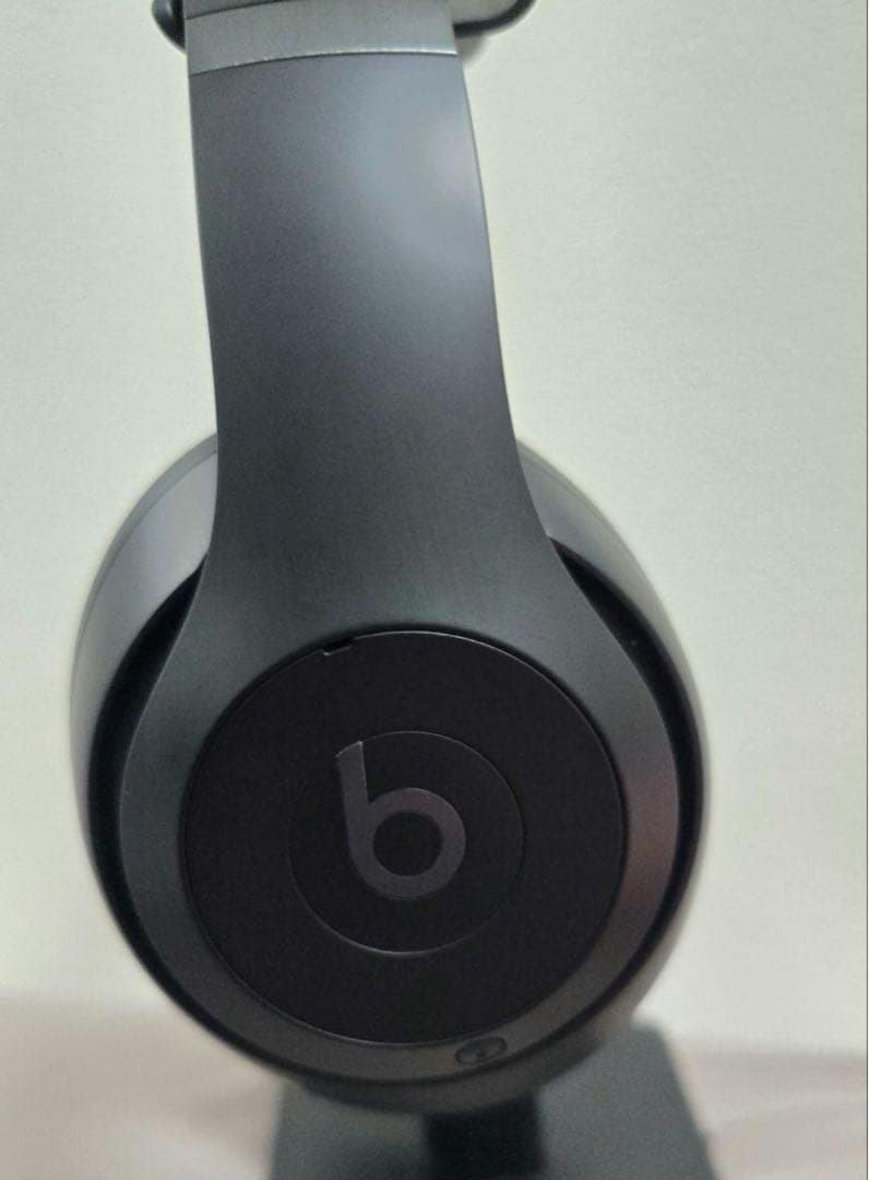 Beats Studio pro ヘッドフォン　ブラック