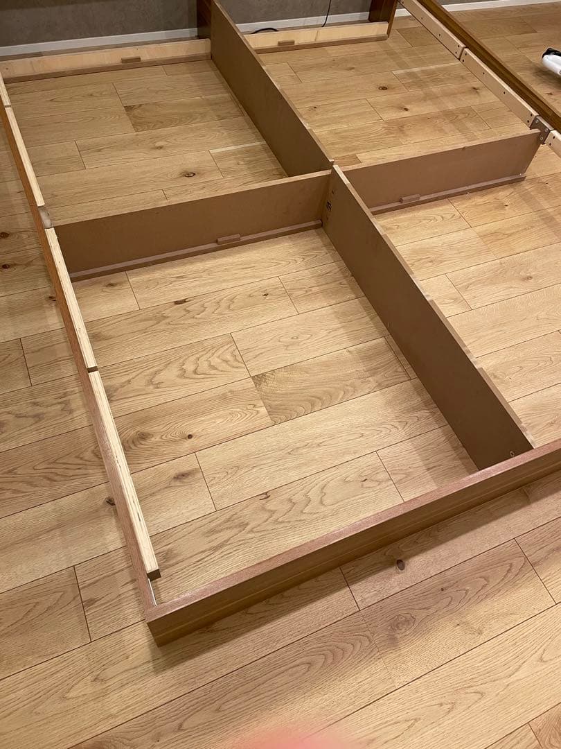 ベッドフレーム クイーン 棚・コンセント付収納ベッド Montray モントレー