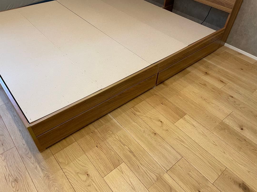 ベッドフレーム クイーン 棚・コンセント付収納ベッド Montray モントレー