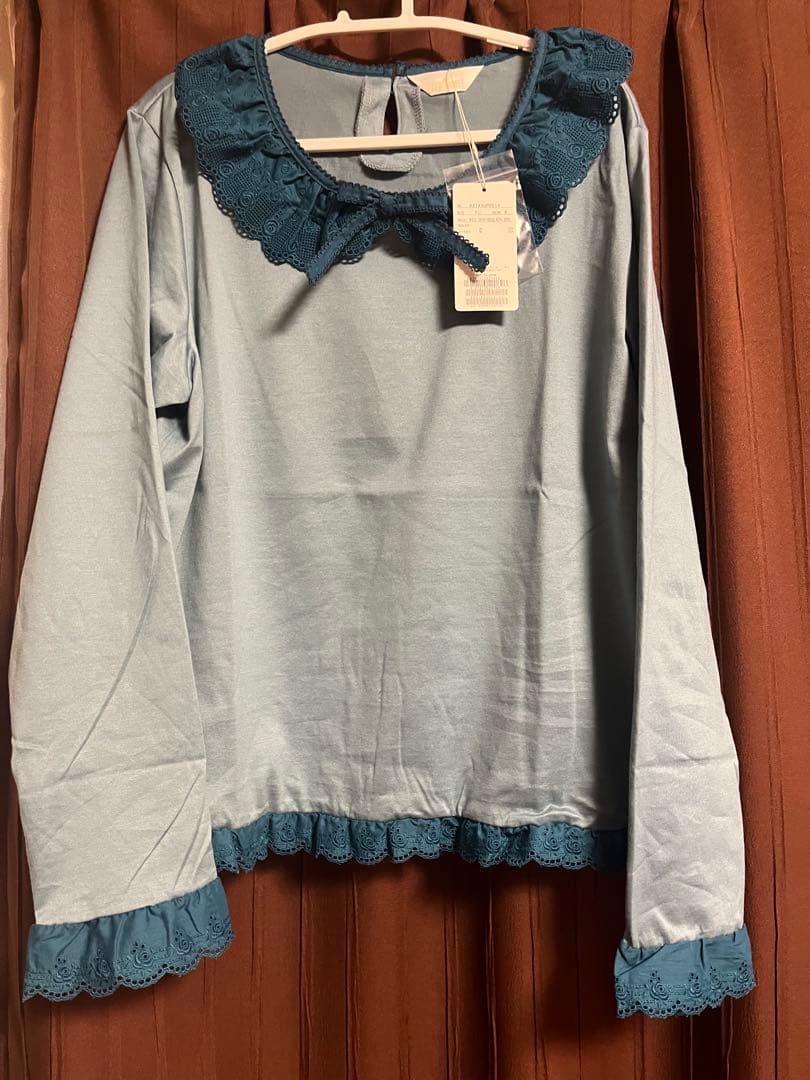 ピンクハウス長袖Tシャツ